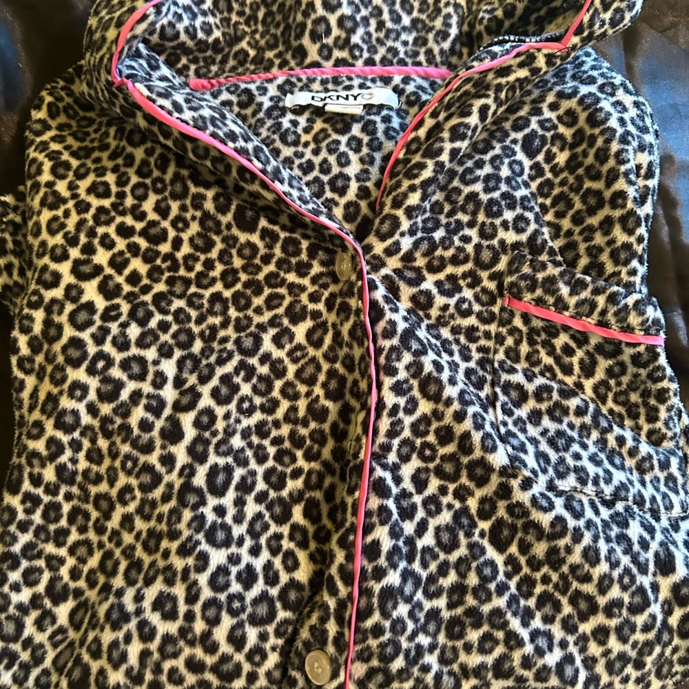 zebra print pj set - Picture 2 of 3